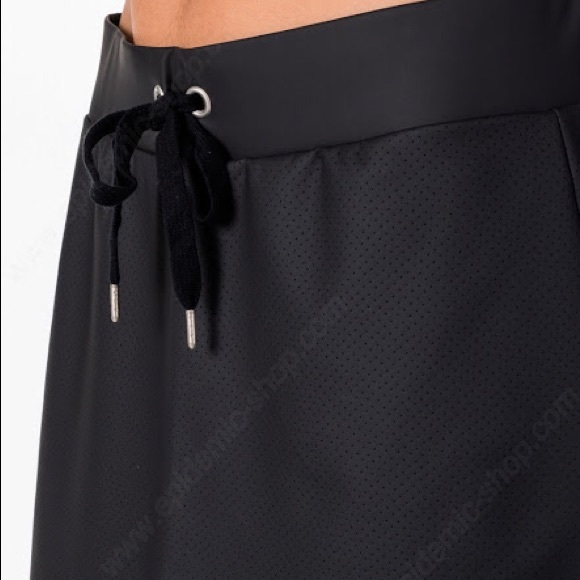 Activ8 Woman's Varsity French Terry Skirt - Picture 2 of 2